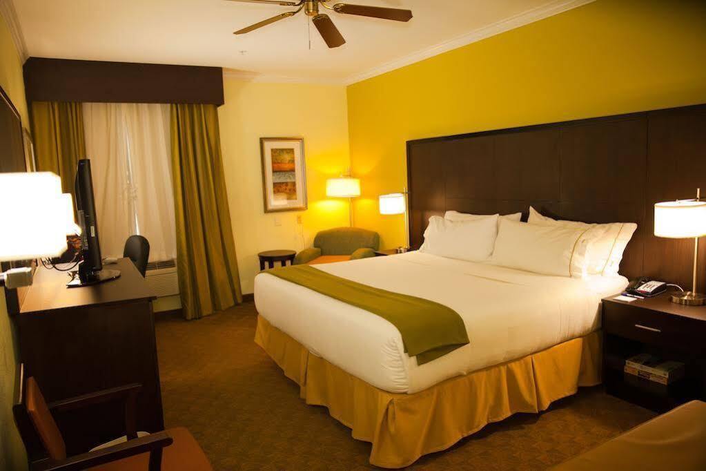 Holiday Inn Express Hotel & Suites Houston North Intercontinental By Ihg Westfield Exterior foto