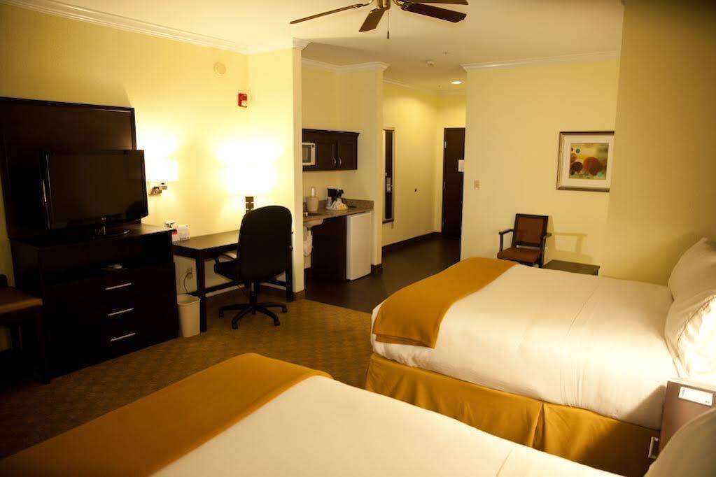 Holiday Inn Express Hotel & Suites Houston North Intercontinental By Ihg Westfield Exterior foto